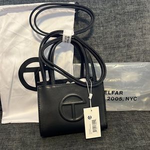 TELFAR SMALL BLACK SHOPPING BAG NWT